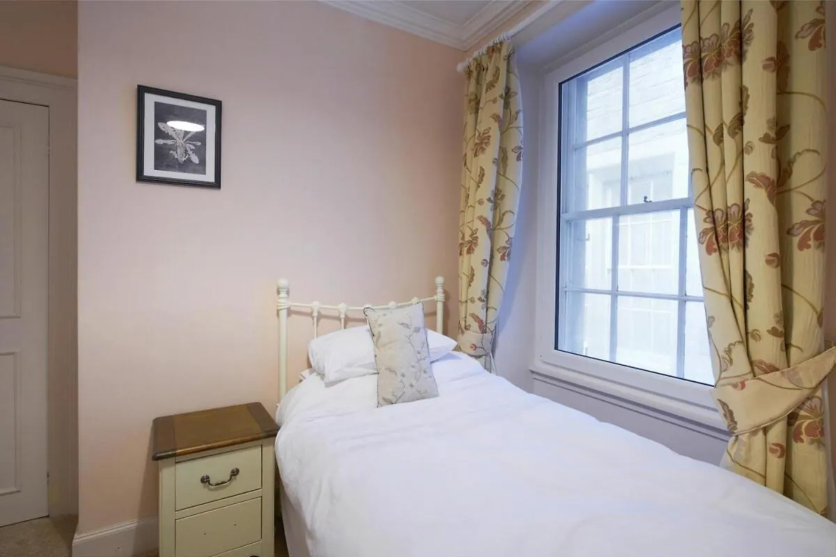 3 Bedroom Apartment - Historic Old Town Edinburgh Großbritannien